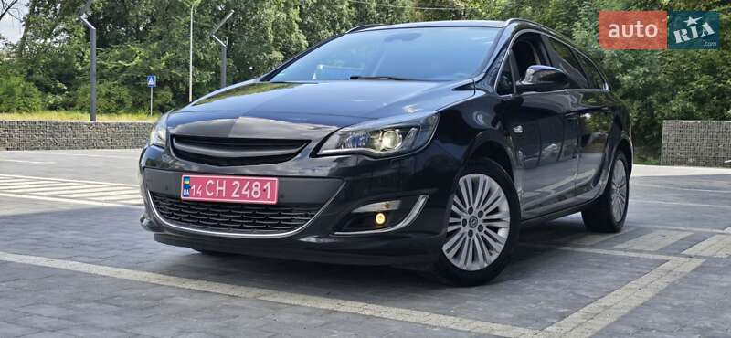Универсал Opel Astra 2015 в Стрые