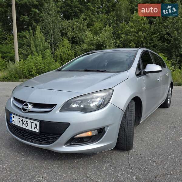 Opel Astra 2012