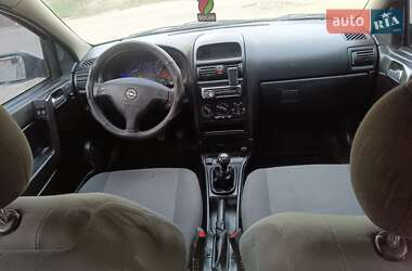 Седан Opel Astra 2008 в 