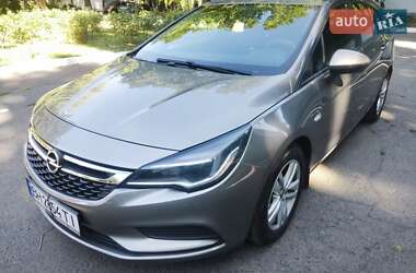 Универсал Opel Astra 2017 в Одессе