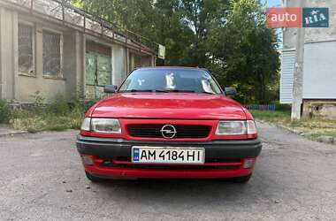 Универсал Opel Astra 1995 в Житомире