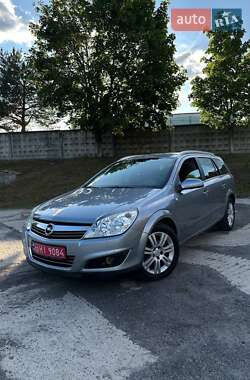 Универсал Opel Astra 2008 в 