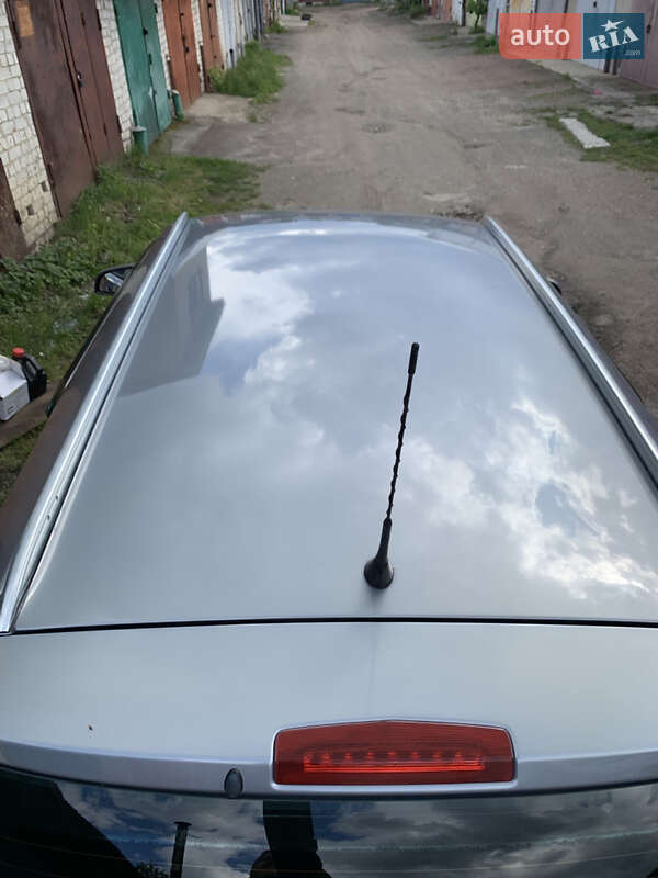 Универсал Opel Astra 2009 в Житомире