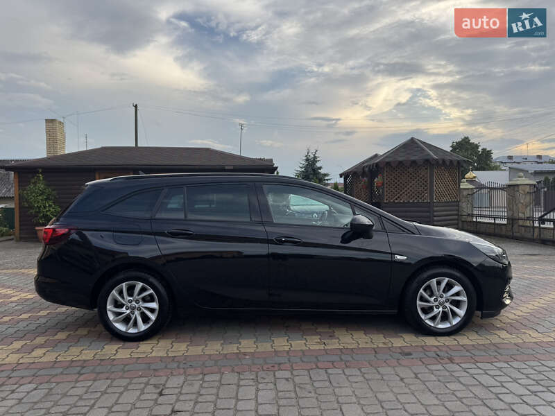Универсал Opel Astra 2020 в Самборе