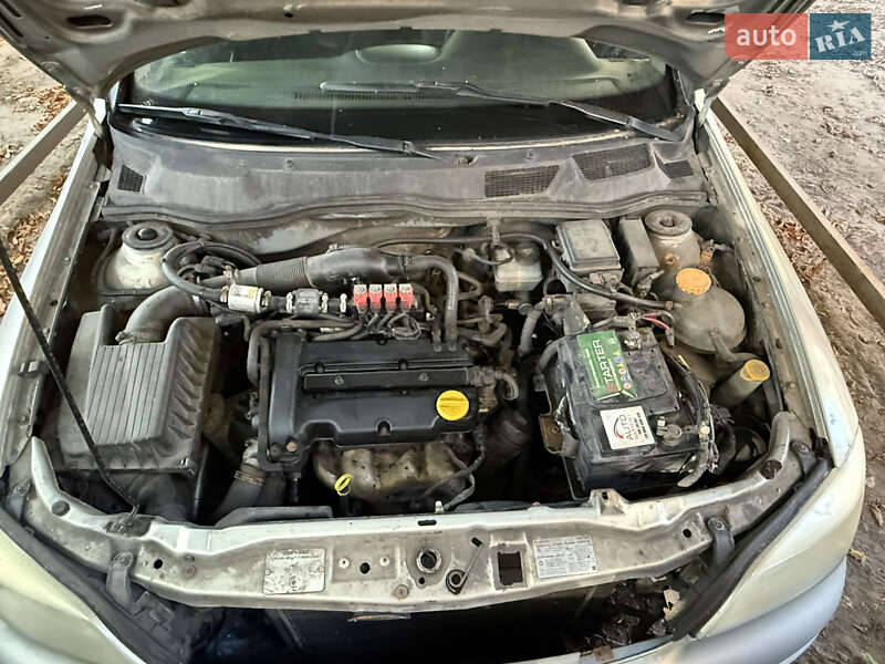 Седан Opel Astra 2006 в Києві