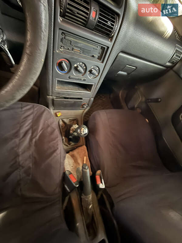 Седан Opel Astra 2006 в Києві