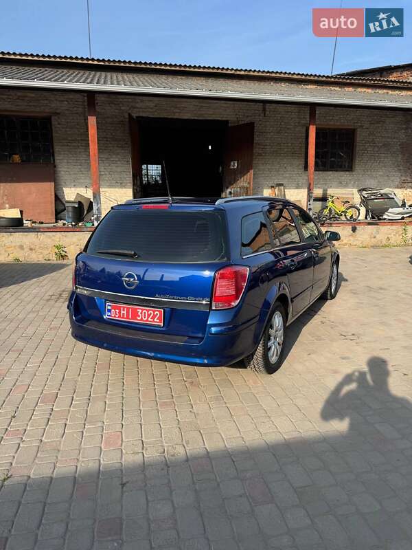 Универсал Opel Astra 2005 в Луцке
