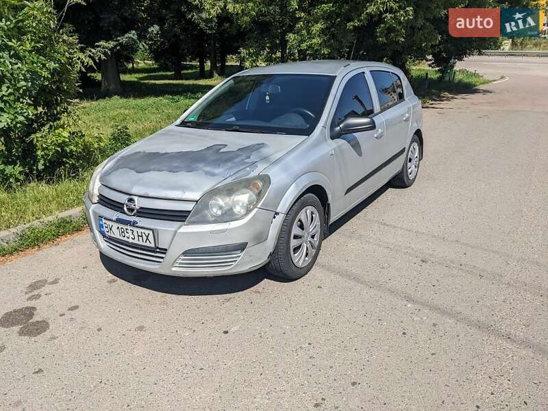 Хэтчбек Opel Astra 2004 в Ровно фото 7 Хэтчбек Opel Astra 2004 в Ровно
