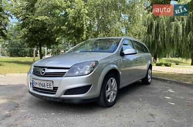 Универсал Opel Astra 2011 в Сумах