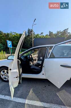 Універсал Opel Astra 2011 в Львові