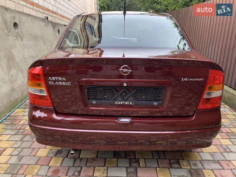 Седан Opel Astra 2008 в Тульчине фото 3 Седан Opel Astra 2008 в Тульчине