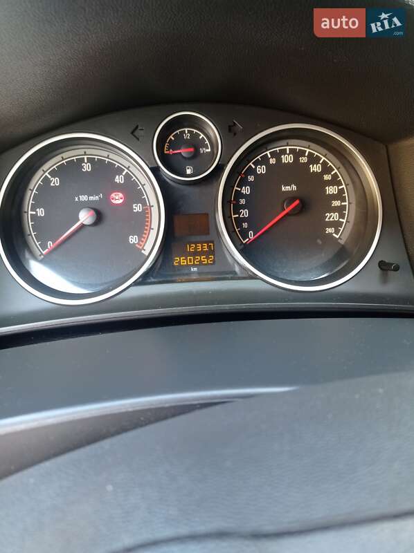 Универсал Opel Astra 2006 в Львове