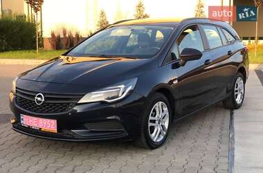 Универсал Opel Astra 2018 в Луцке
