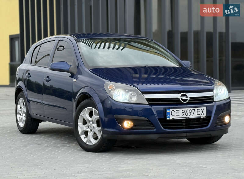 Хэтчбек Opel Astra 2006 в 