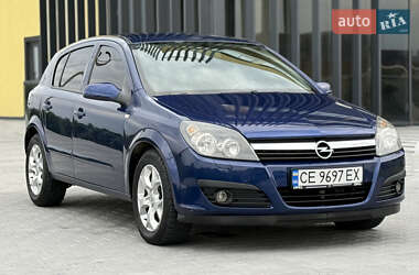 Хэтчбек Opel Astra 2006 в 