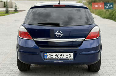 Хэтчбек Opel Astra 2006 в 
