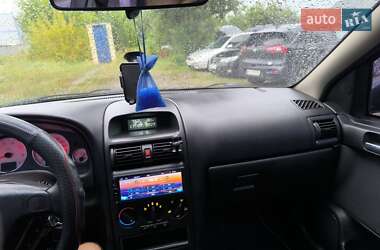 Седан Opel Astra 2007 в 