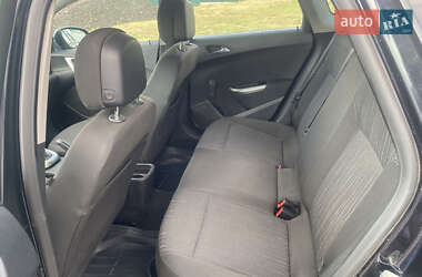 Хэтчбек Opel Astra 2009 в 
