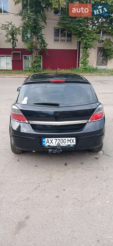 Хэтчбек Opel Astra 2012 в Харькове