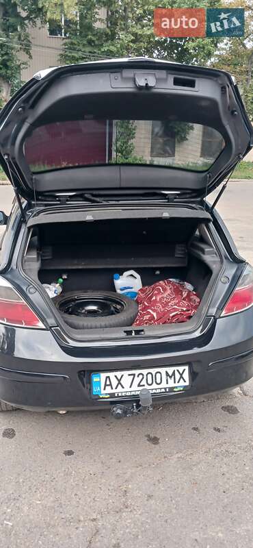 Хэтчбек Opel Astra 2012 в Харькове