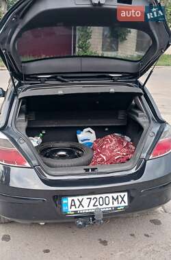 Хэтчбек Opel Astra 2012 в 