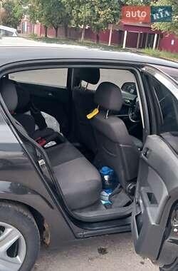 Хэтчбек Opel Astra 2012 в 