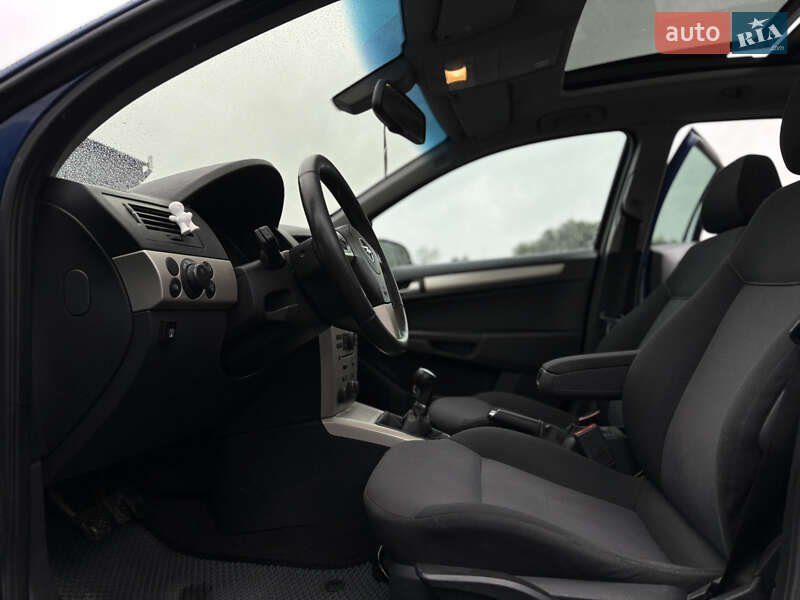 Универсал Opel Astra 2008 в Тернополе
