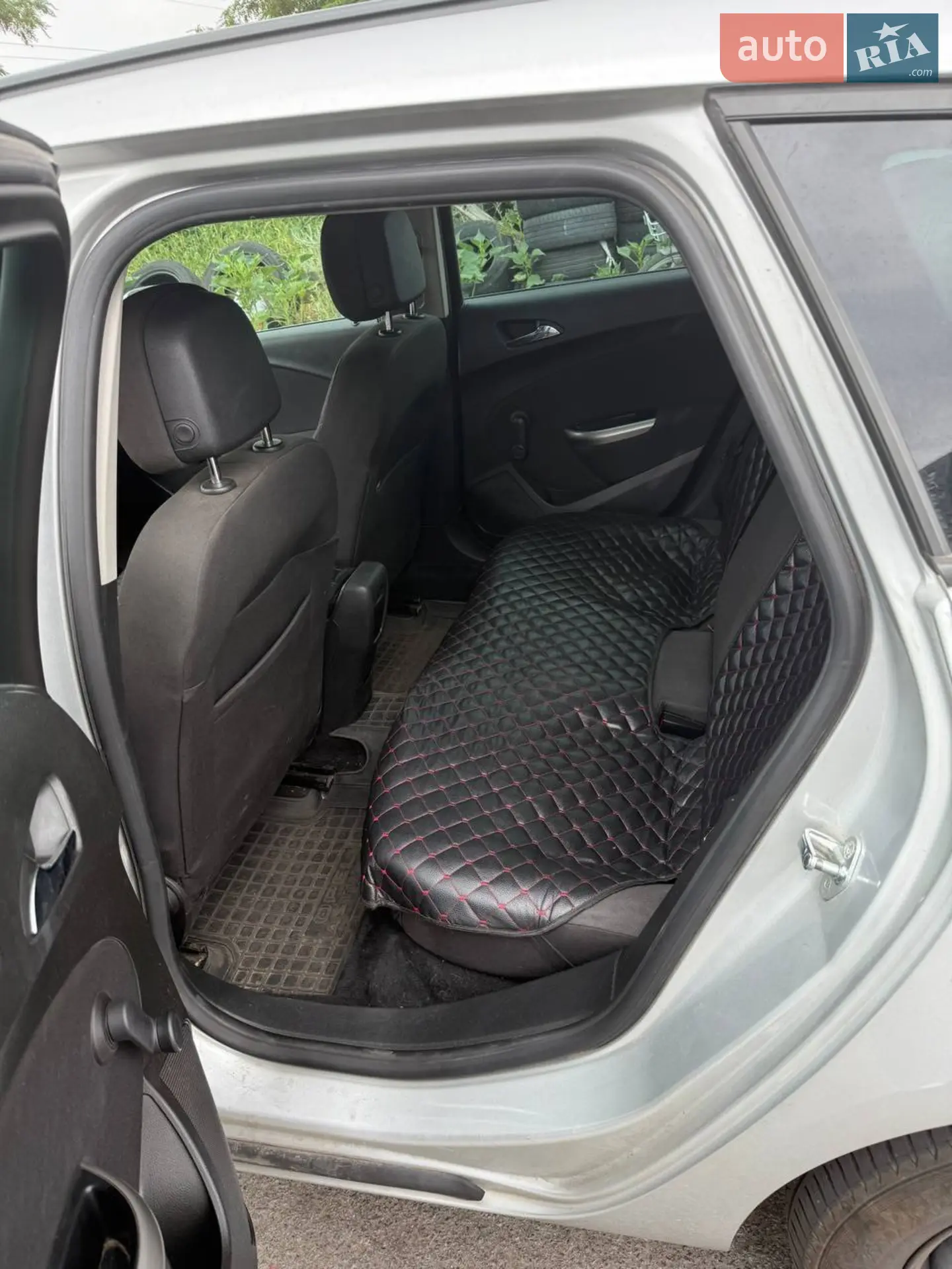 2011 Opel Astra - мініатюра 4