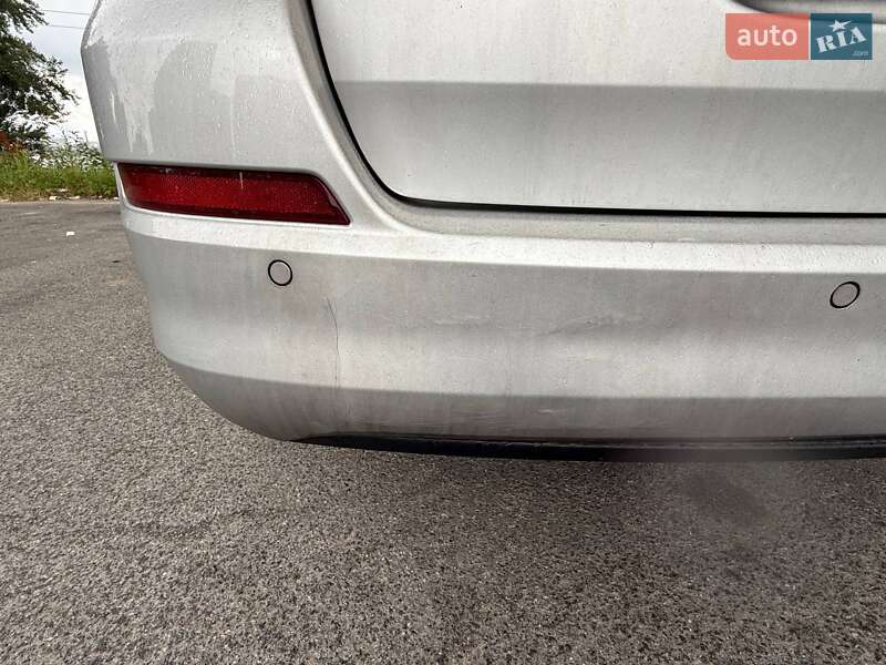 Универсал Opel Astra 2011 в Киеве