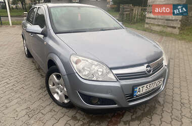 Седан Opel Astra 2008 в Калуше