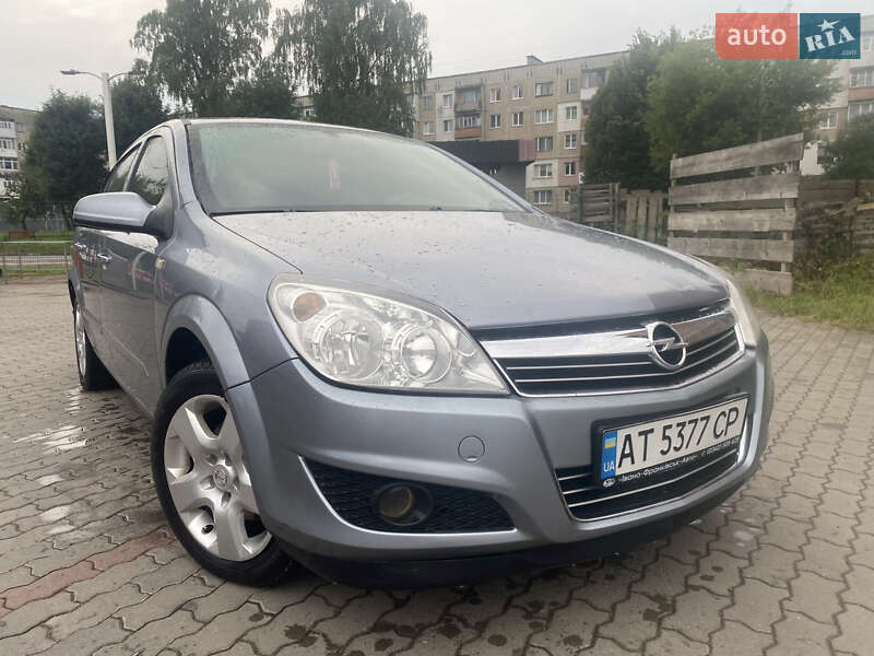 Седан Opel Astra 2008 в Калуше
