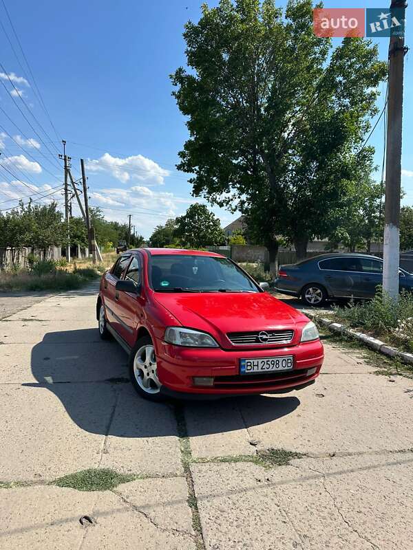 Седан Opel Astra 1999 в Рени