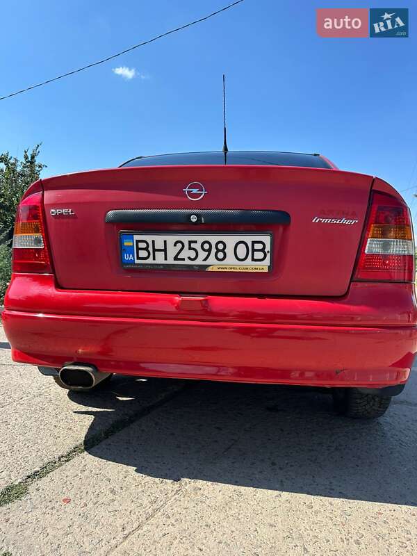 Седан Opel Astra 1999 в Рени
