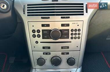 Универсал Opel Astra 2009 в 