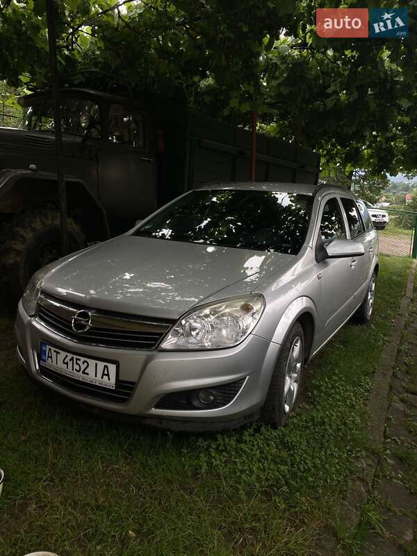 Универсал Opel Astra 2007 в Делятине