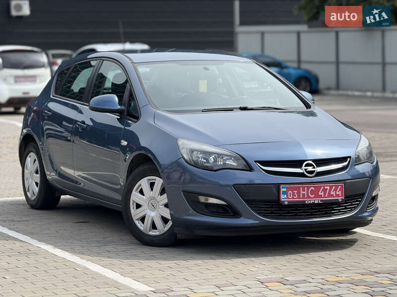 Хетчбек Opel Astra 2013 в Луцьку
