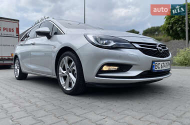 Универсал Opel Astra 2016 в Хмельницком