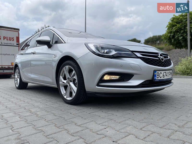 Универсал Opel Astra 2016 в 