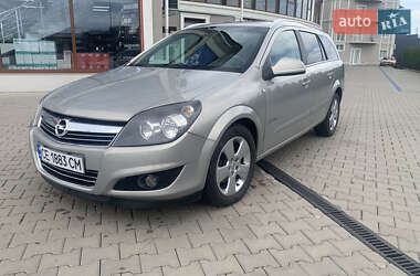 Универсал Opel Astra 2010 в Черновцах