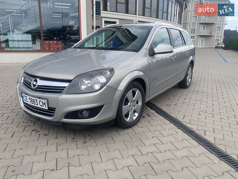 Opel Astra 2010