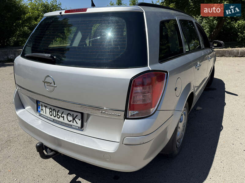 Универсал Opel Astra 2007 в Ивано-Франковске