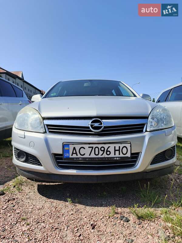 Opel Astra 2009