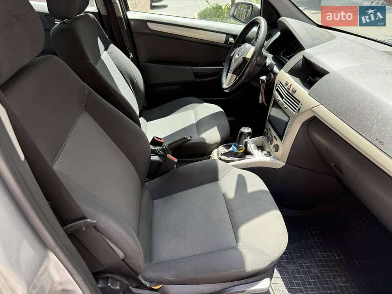 Универсал Opel Astra 2007 в Одессе