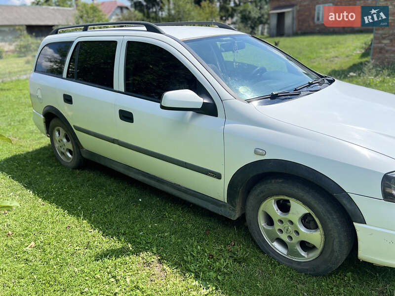 Универсал Opel Astra 2000 в Самборе