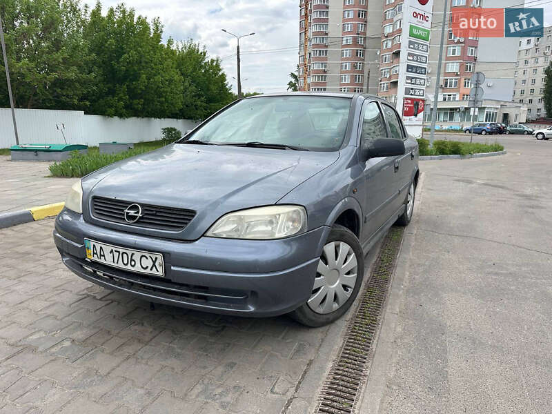 Седан Opel Astra 2007 в 