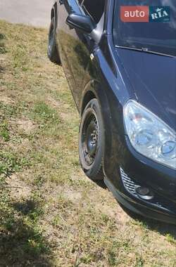 Универсал Opel Astra 2008 в 