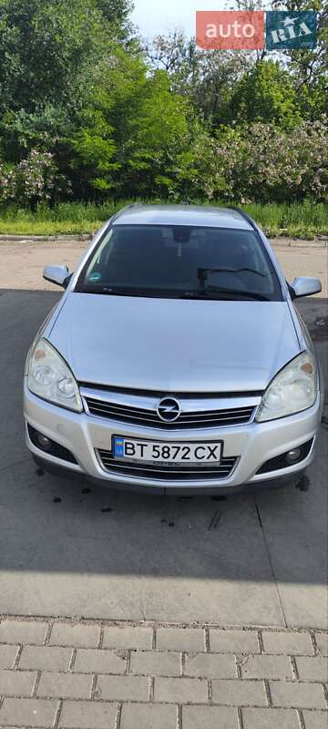 Универсал Opel Astra 2007 в Житомире