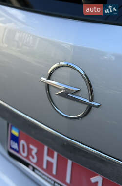 Универсал Opel Astra 2008 в 