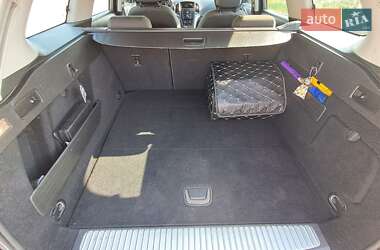 Универсал Opel Astra 2011 в 