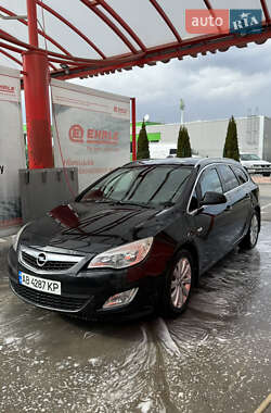 Универсал Opel Astra 2011 в Виннице